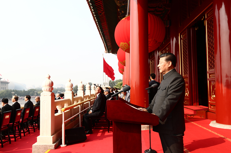 10月1日上午，慶祝中華人民共和國成立70周年大會在北京天安門廣場隆重舉行。中共中央總書記、國家主席、中央軍委主席習(xí)近平發(fā)表重要講話。